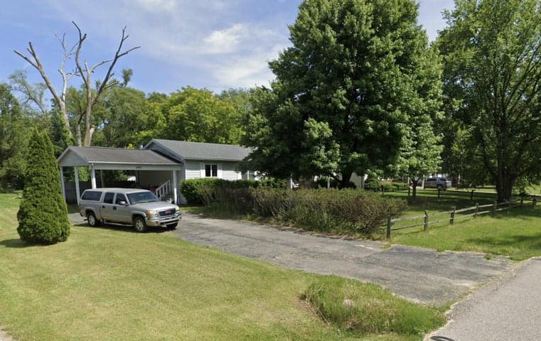 990 Centennial Avenue, Ypsilanti, MI 48198