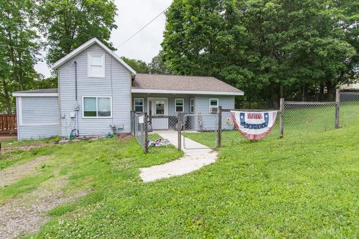 529 Clinton Street, Marshall, MI 49068