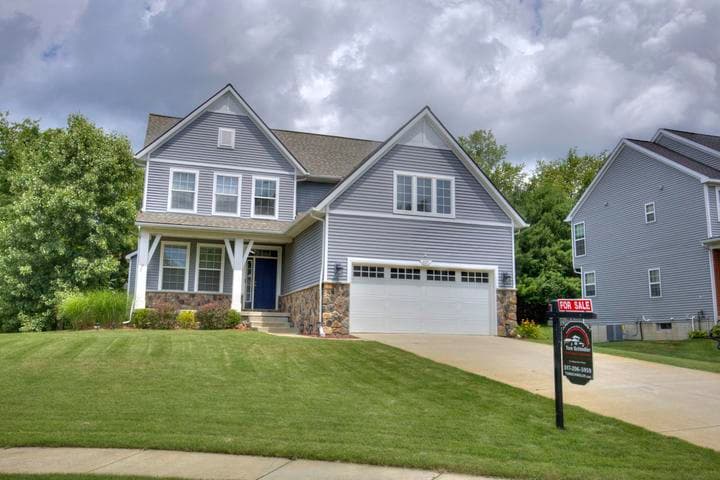 4070 Magnolia Parkway, Jackson, MI 49201