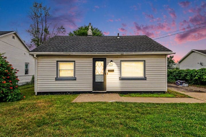 2617 Clyde Park Avenue SW, Wyoming, MI 49509