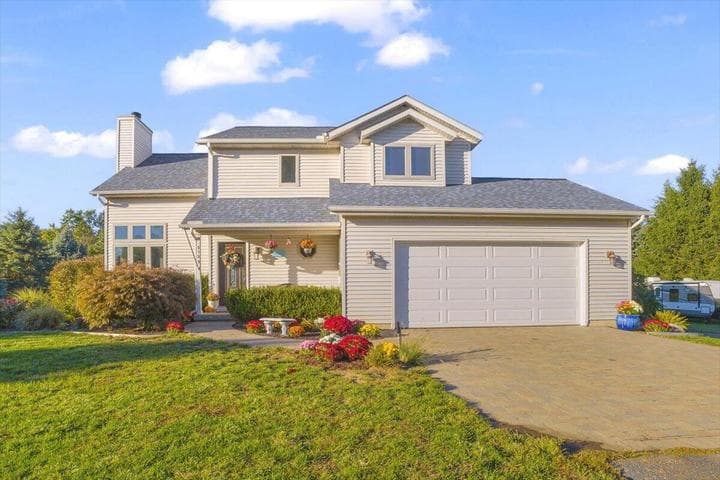 3123 140th Avenue, Dorr, MI 49323
