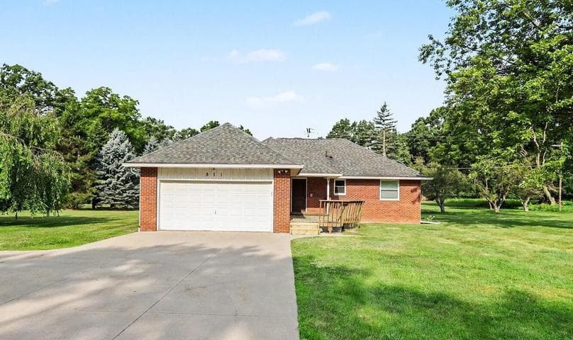 511 N Wagner Road, Ann Arbor, MI 48103
