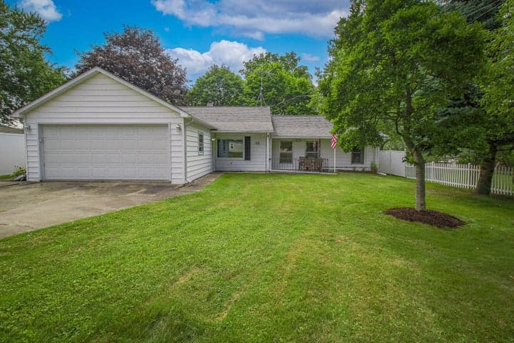 98 S 29th Street S, Battle Creek, MI 49015