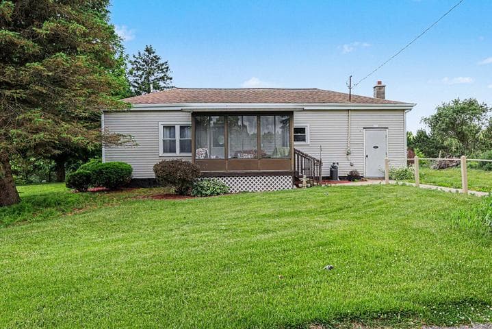 19647 L Drive N, Marshall, MI 49068