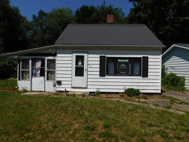 285 Bechman Avenue N, Battle Creek, MI 49015