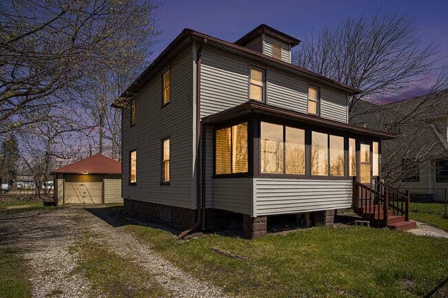 1717 Lay Boulevard, Kalamazoo, MI 49001