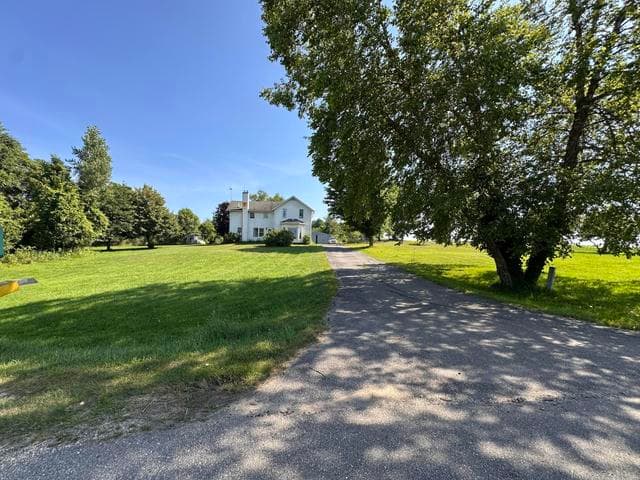 5372 W 8th, Fremont, MI 49412