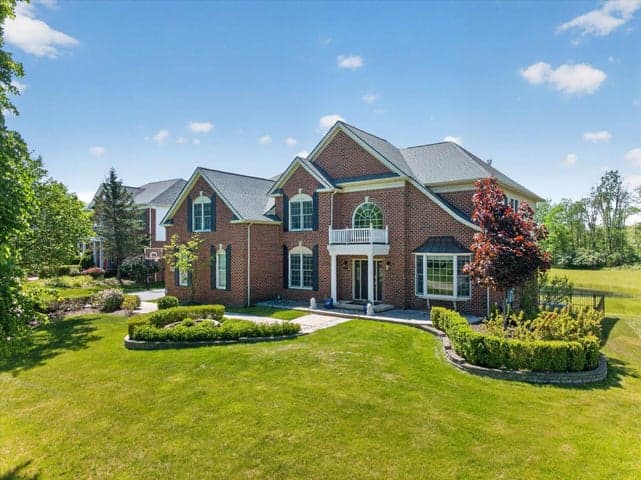 2931 Walnut Ridge Drive, Ann Arbor, MI 48103