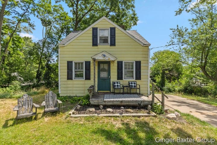 2600 Day Avenue NW, Grand Rapids, MI 49544