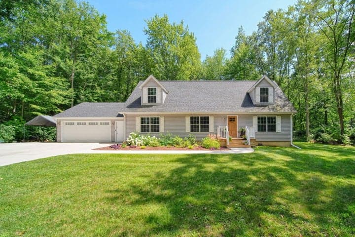 4909 Slayton Road, Jackson, MI 49201
