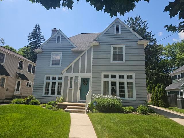 2236 Tipperary Road, Kalamazoo, MI 49008