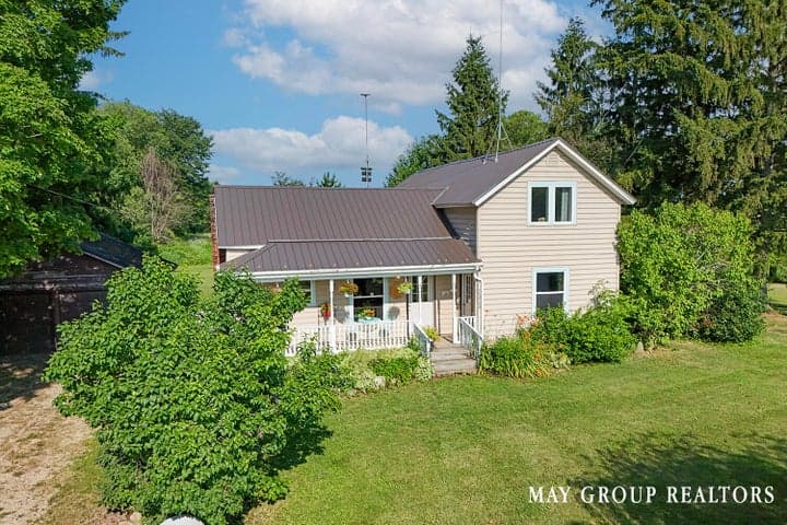 7572 Collins Road, Fenwick, MI 48834