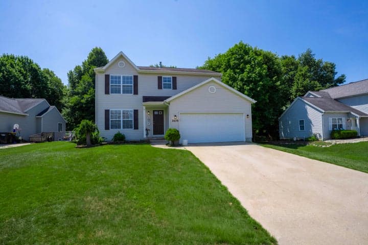 2678 Cotherstone Drive SW, Wyoming, MI 49418