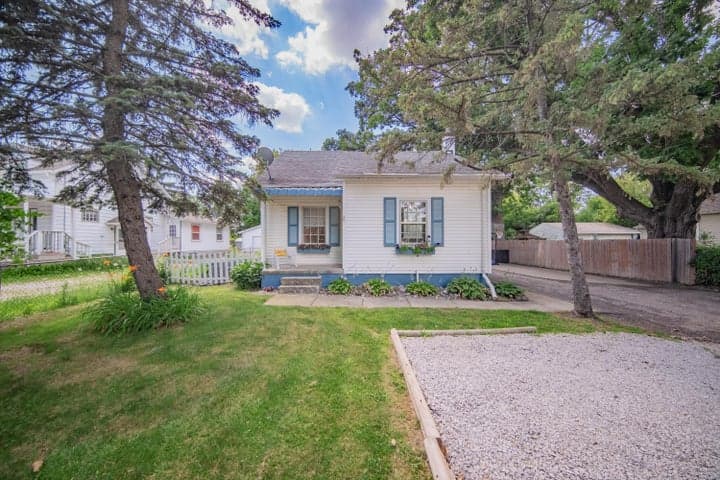 3604 Platt Road, Ann Arbor, MI 48108