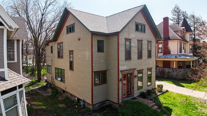 Photo 4