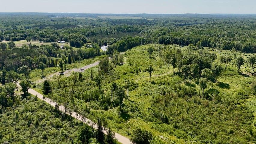 20ac W Clarence Road, Harrison, MI 48625