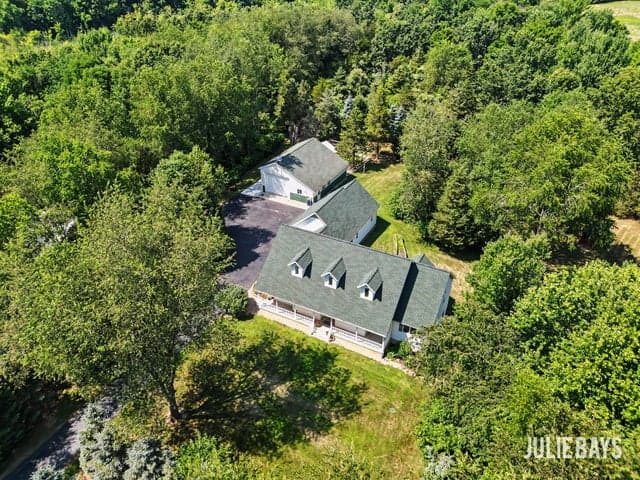 6202 Black Creek Drive, Middleville, MI 49333