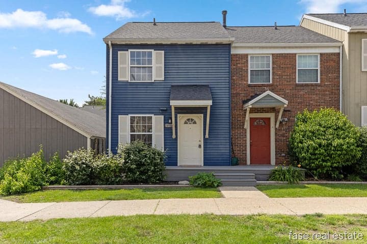 4605 Tabor Road NW, Comstock Park, MI 49321