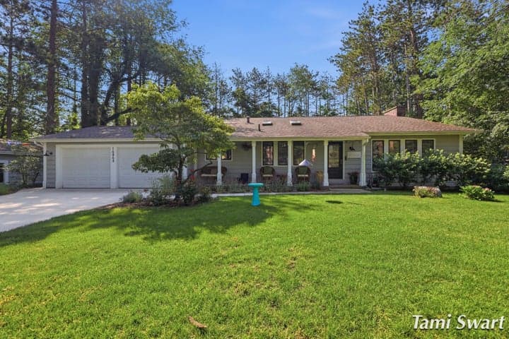 16864 Timber Dunes Drive, Grand Haven, MI 49417