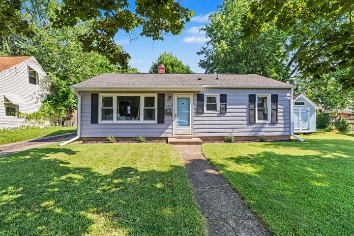 2225 Southern Avenue, Kalamazoo, MI 49001