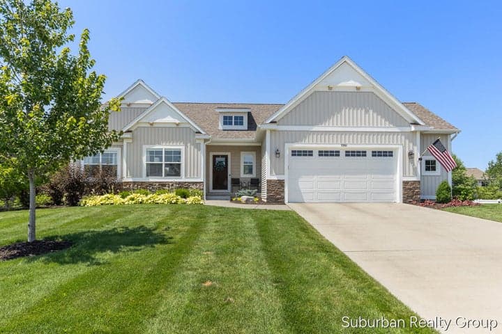 7361 Yellowstone Drive, Hudsonville, MI 49426