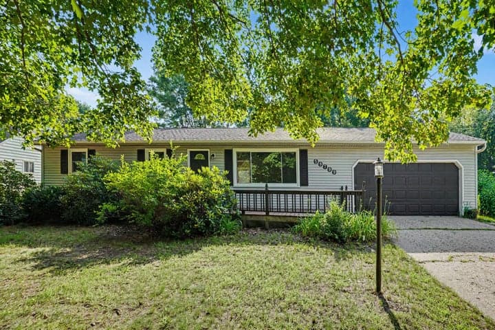 59799 Whitewood Drive, Mattawan, MI 49071