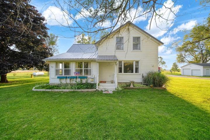 11632 Wheaton Road, Cement City, MI 49233