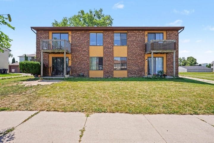 1134 Country Lane 1-4, Holland, MI 49423