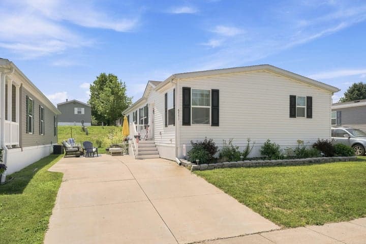 6771 J.R. Drive, Kalamazoo, MI 49009