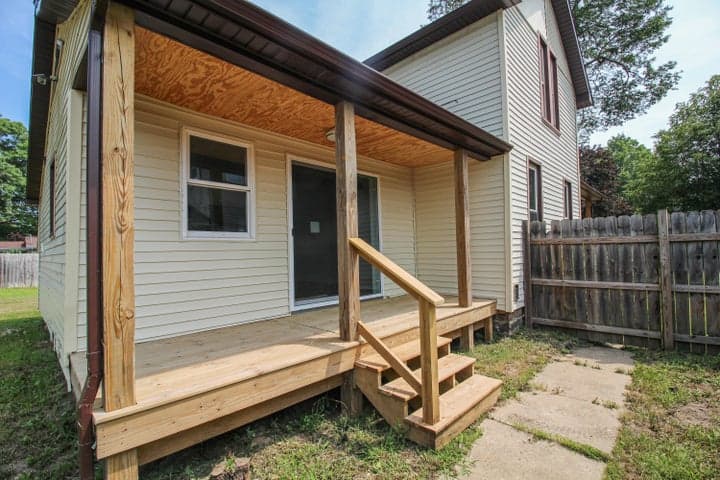 Photo 3