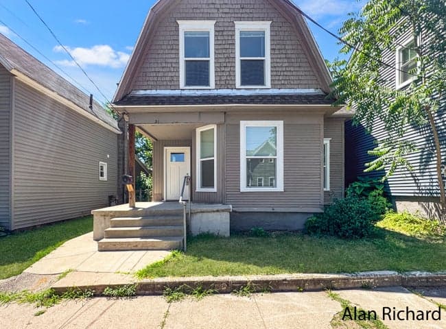 21 Gold Avenue NW, Grand Rapids, MI 49504