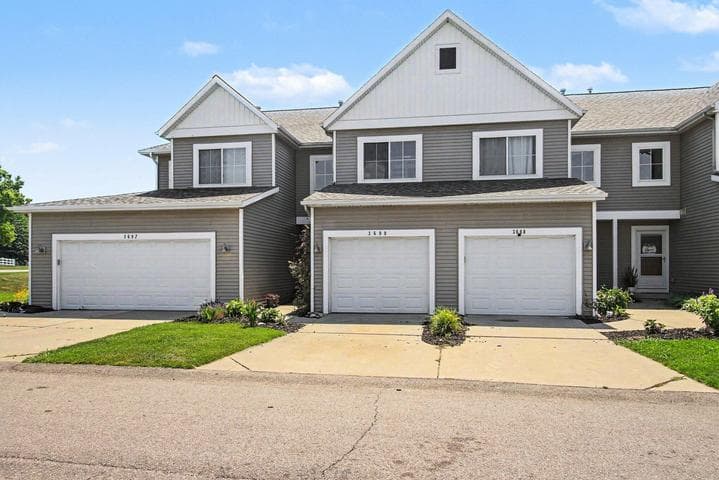 3690 Oxford Court, Hudsonville, MI 49426