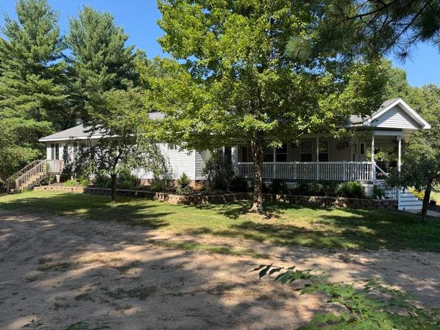 1667 Oakwood Trail, Allegan, MI 49010