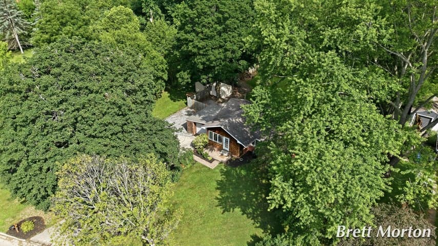 Photo 3