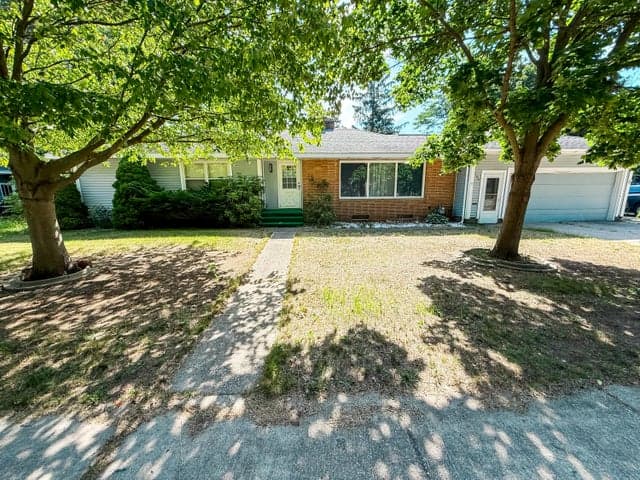 744 S Quarterline Road, Muskegon, MI 49442