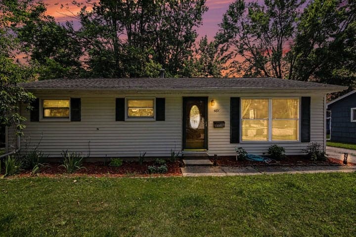 481 Argyle Crescent, Milan, MI 48160