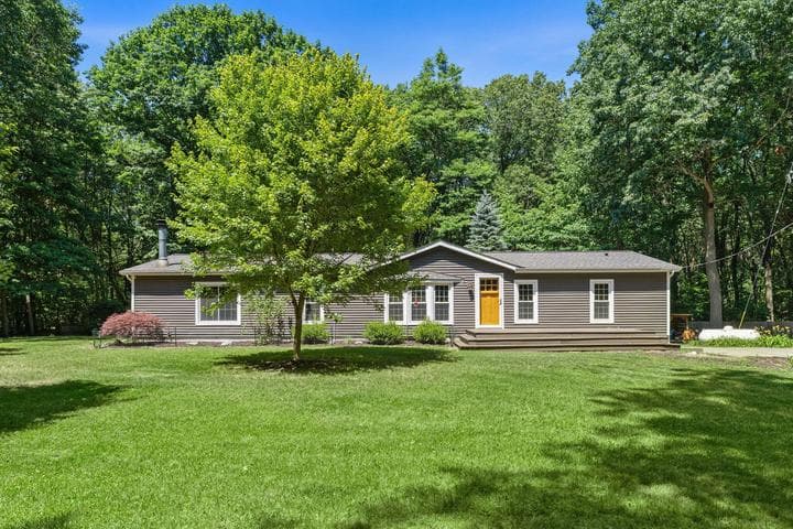 2944 64th Street, Fennville, MI 49408