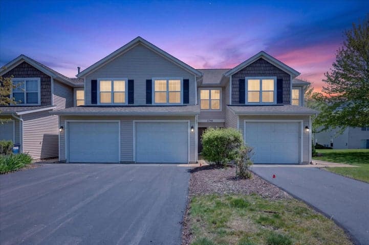 1790 Grand Court NE 35, Grand Rapids, MI 49525