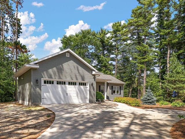 2360 E Mount Garfield Road, Muskegon, MI 49444