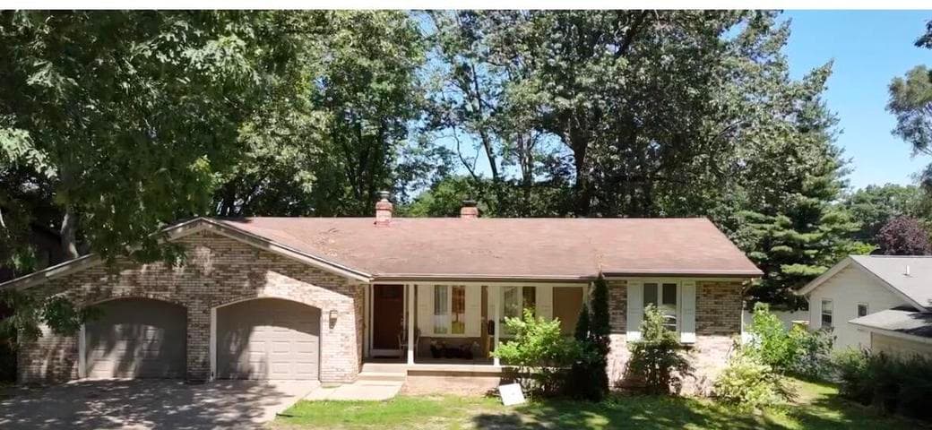 1521 Woodhill Court SW, Wyoming, MI 49509