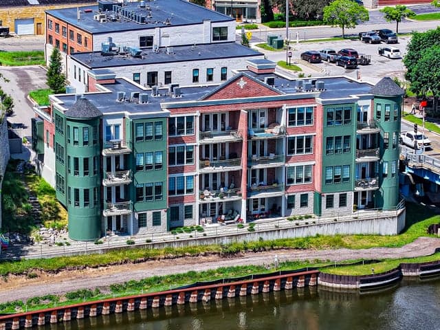 80 Washington Street 7, Manistee, MI 49660
