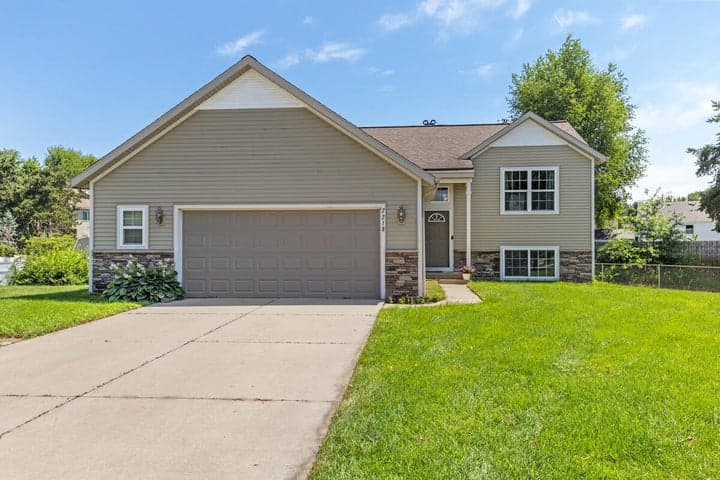 7218 Waterview Lane, Allendale, MI 49401