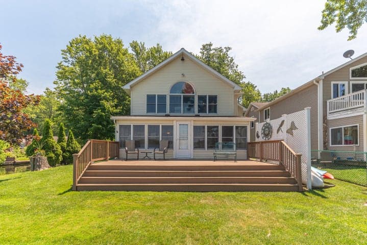 11818 Algonquin Drive, Pinckney, MI 48169
