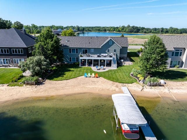 2762 Fillmore Street, Jenison, MI 49428