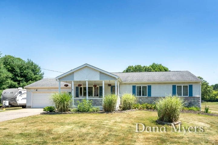 6826 Mccords Avenue SE, Alto, MI 49302