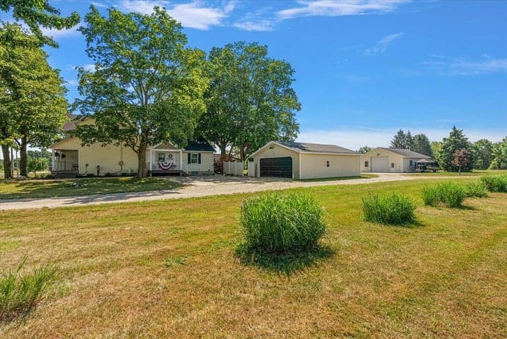 4548 Bauer Road, Hudsonville, MI 49426