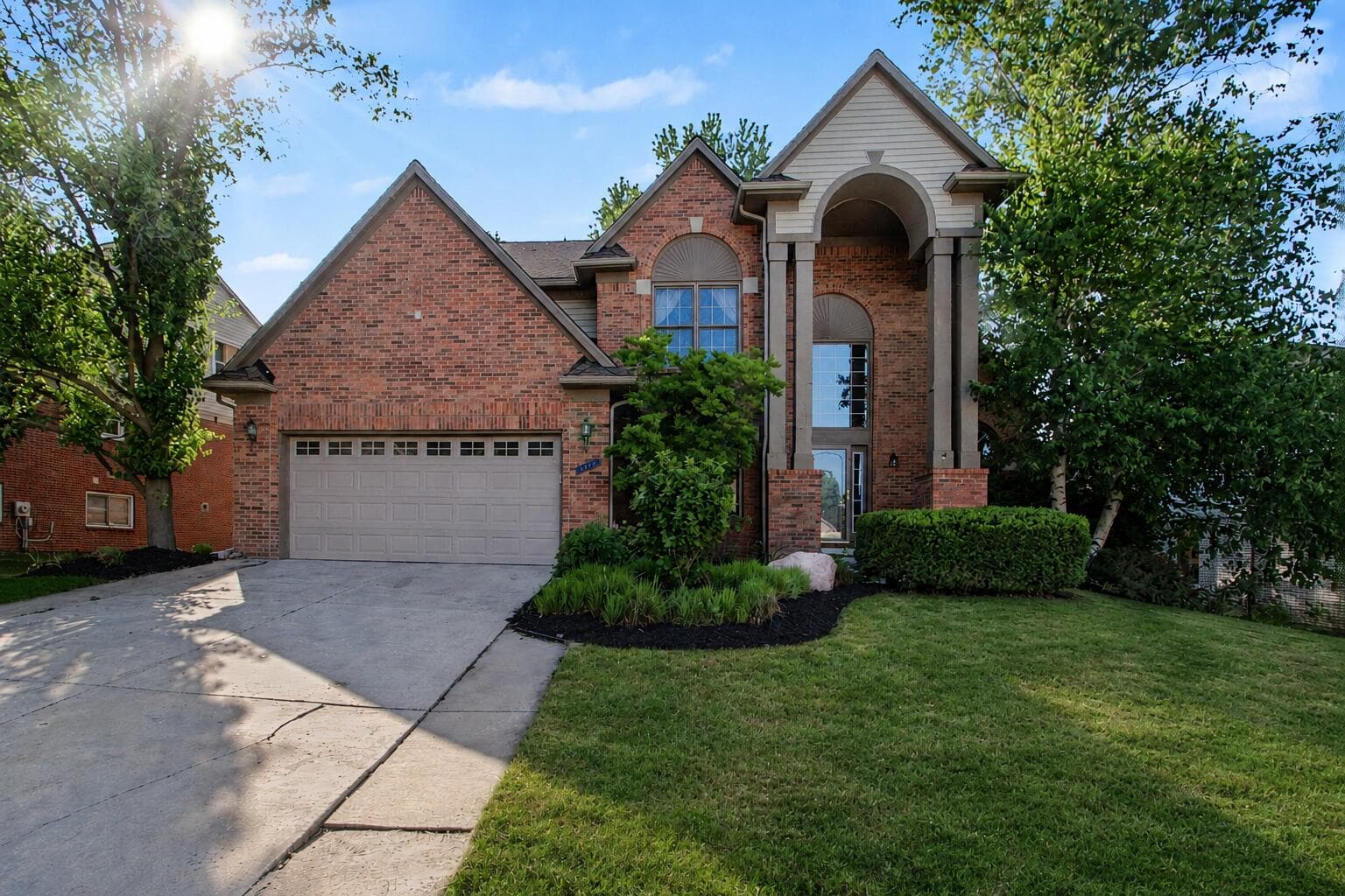 2877 Leslie Park Circle, Ann Arbor, MI 48105