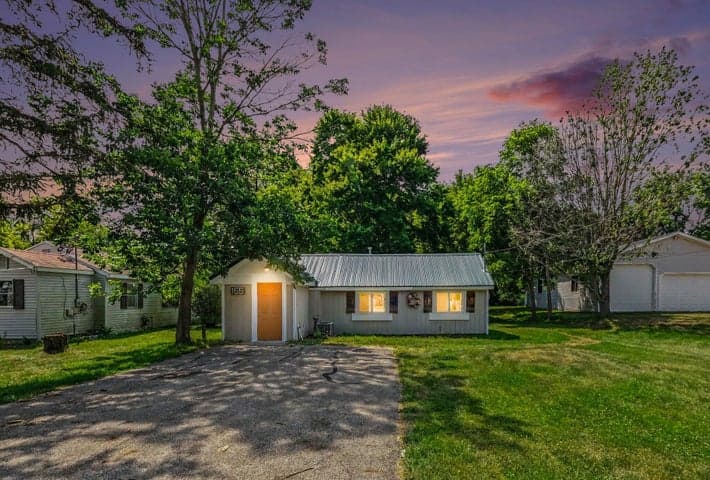 155 N 5th Street NE, Cedar Springs, MI 49319