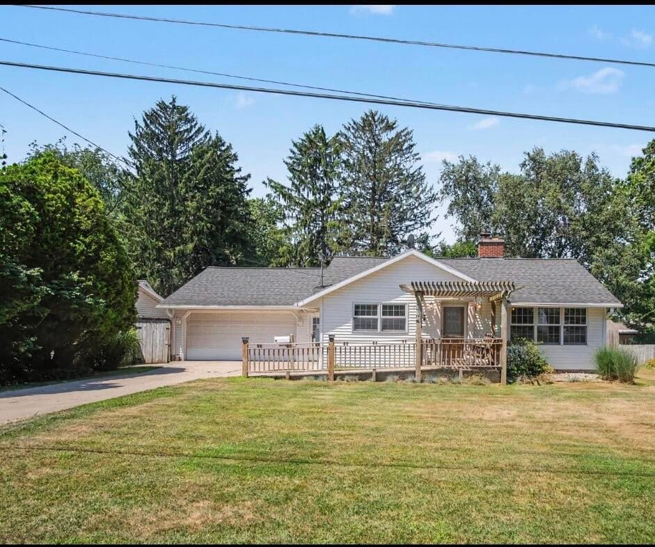 1017 Pearl Street, Belding, MI 48809