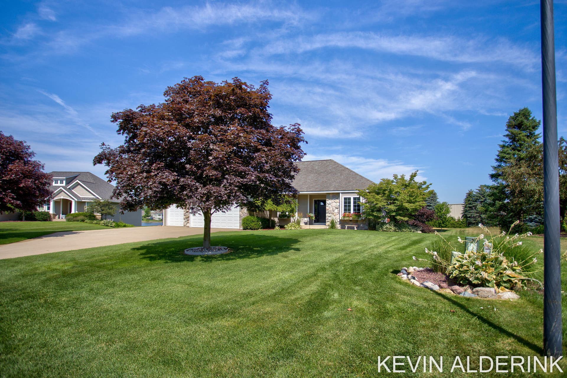 9325 Garden View Drive, Zeeland, MI 49464